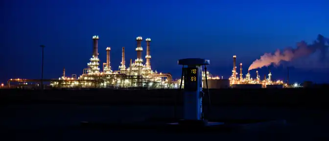 Топливный голод отступает: Александр Новак заявил о возобновлении работы нефтеперерабатывающих заводов